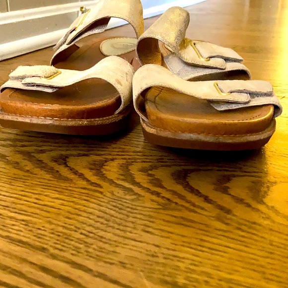 Nuture Metallic Gold Sandals size 10 - Picture 2 of 7